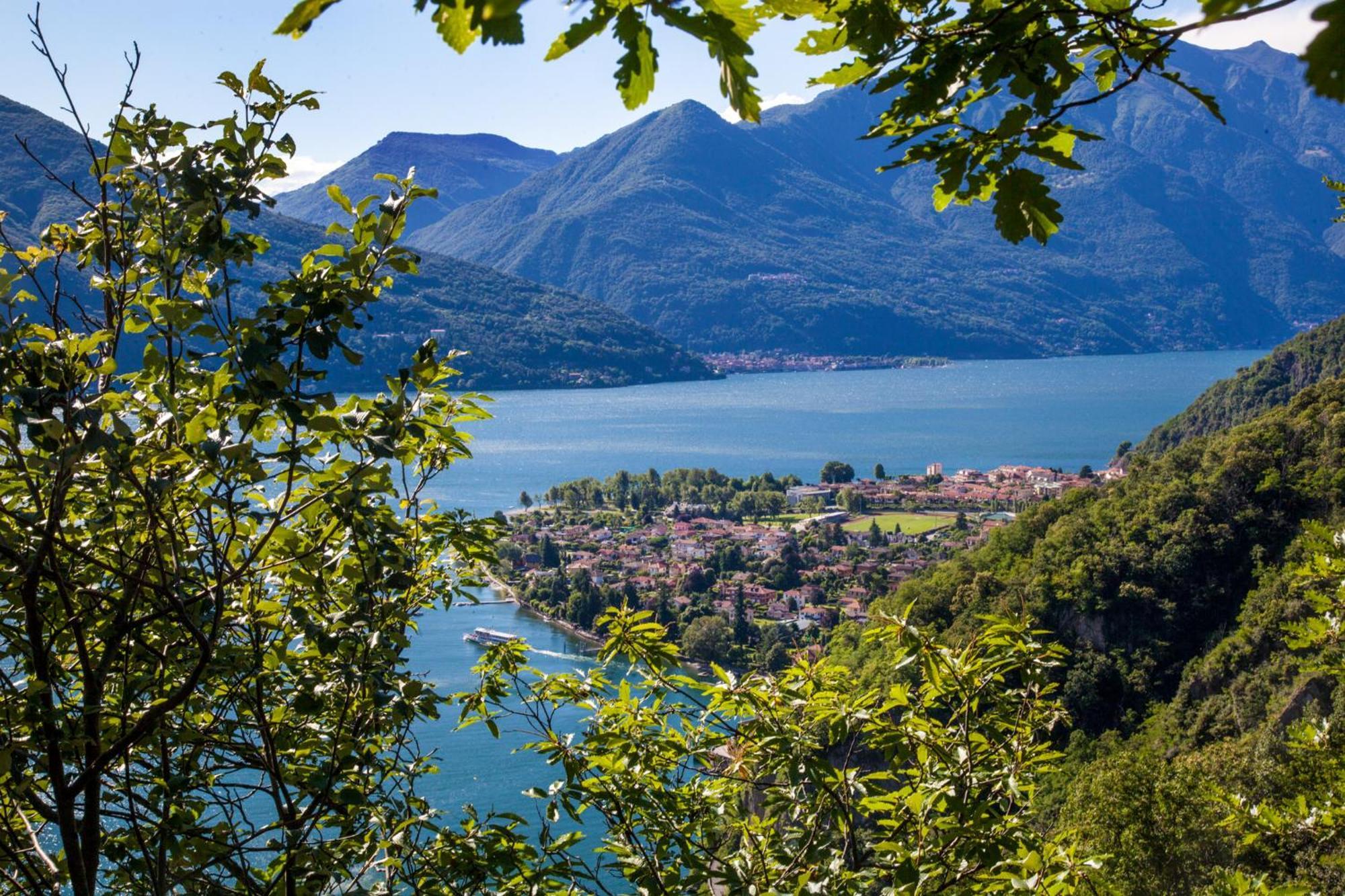 Casa Del Borgo "Aria & Acqua" Sul Lago Maggiore Maccagno Bagian luar foto