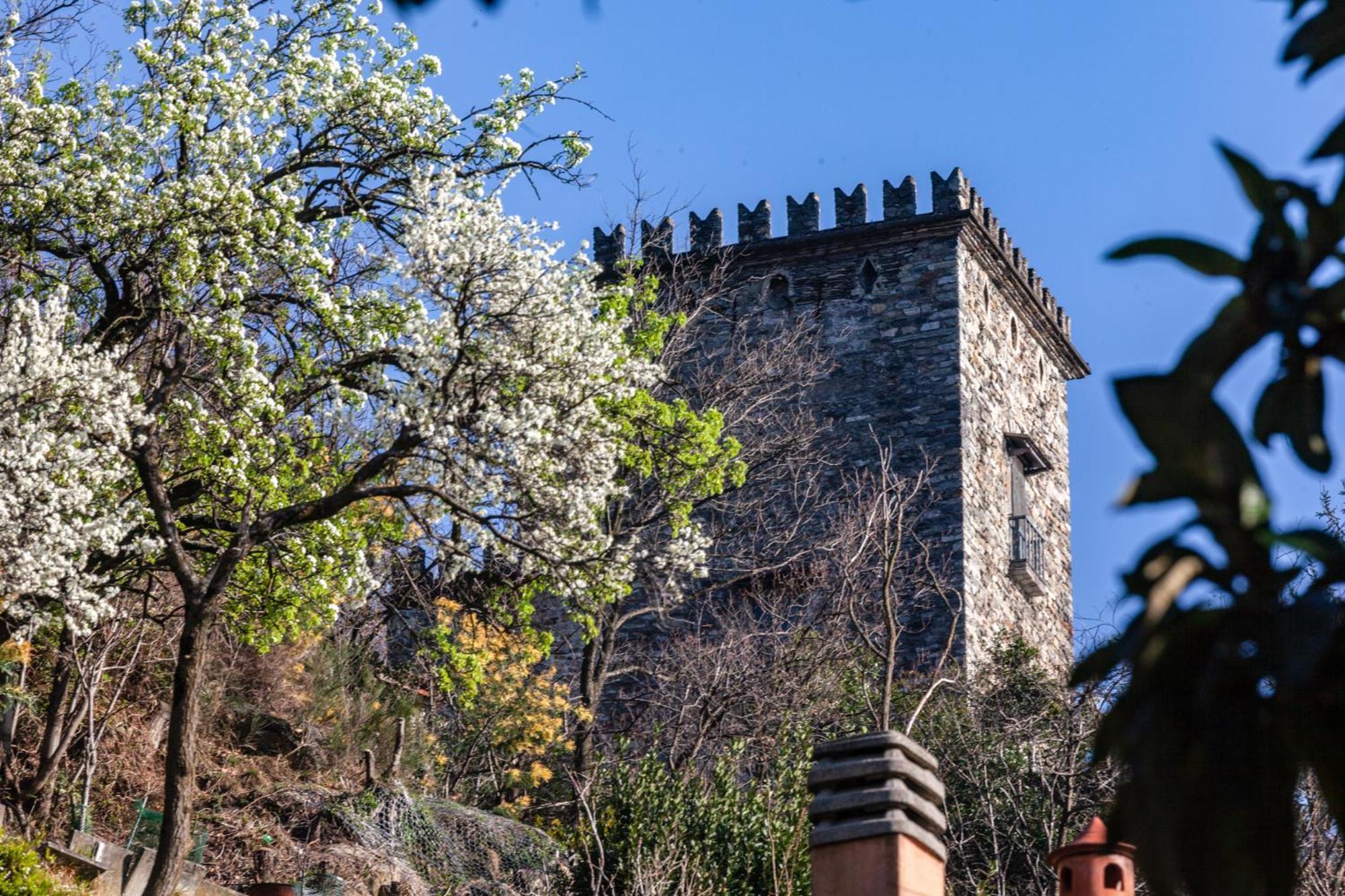 Casa Del Borgo "Aria & Acqua" Sul Lago Maggiore Maccagno Bagian luar foto